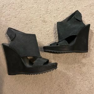 Vince Camuto Wedges